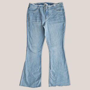 Vanilla Star Flare Jeans in Light Blue